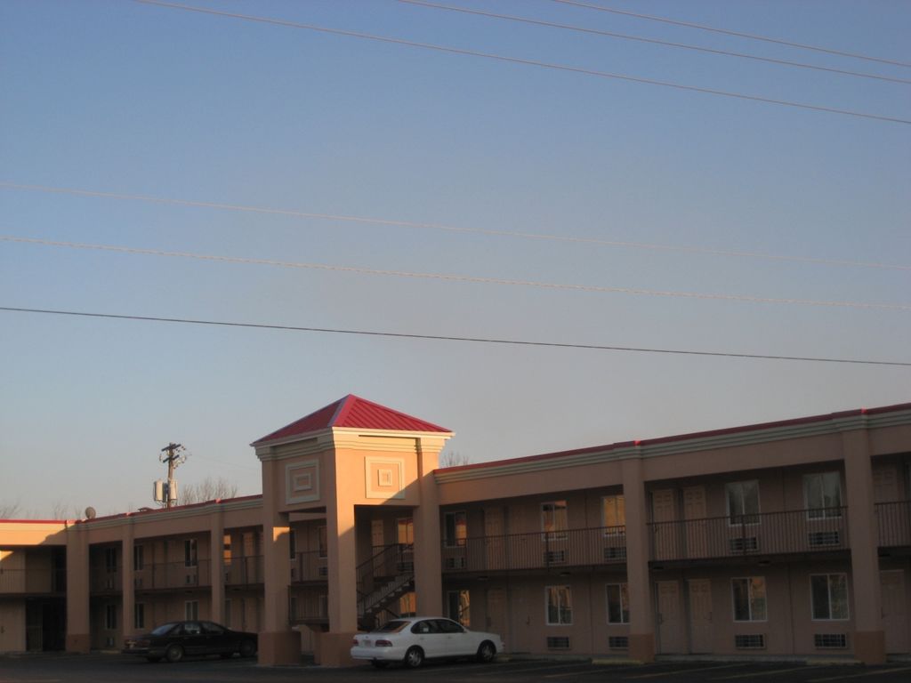Sands Central Inn Hot Springs Extérieur photo