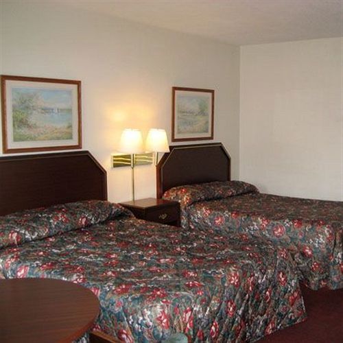 Sands Central Inn Hot Springs Extérieur photo